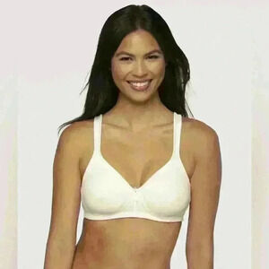 Vanity Fair Body Caress Full Coverage Wireless Bra 〰️ 42B 〰️ Style # 72335